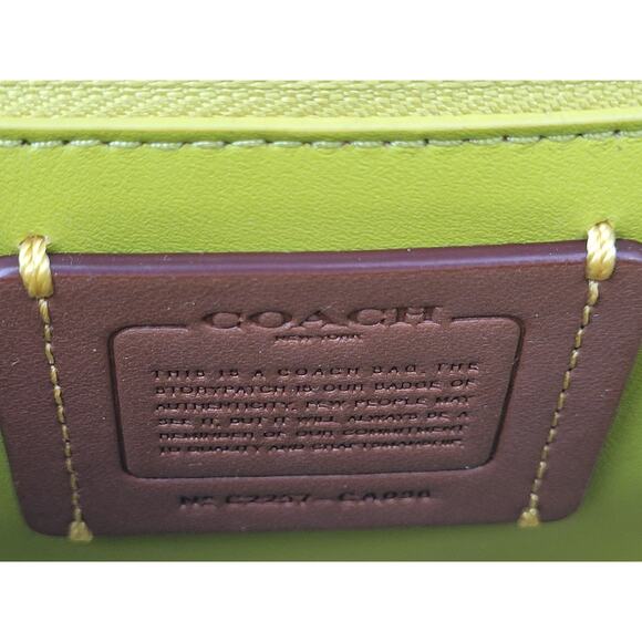 Coach Pillow Madison Shoulder Bag 18 w Quilting 7 3/4" x 5 1/4" - Picture 14 of 14